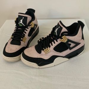 Nike Air Jordan 4 Retro excellent condition